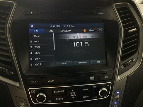 Used 2018 Hyundai Santa Fe Sport w/ 2.0T Ultimate Tech Package 05 AWD/4WD image 25