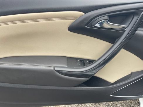 Used 2019 Buick Cascada Sport Touring FWD image 8
