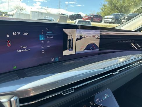 Used 2025 Cadillac Escalade IQ Sport 2 AWD/4WD image 20