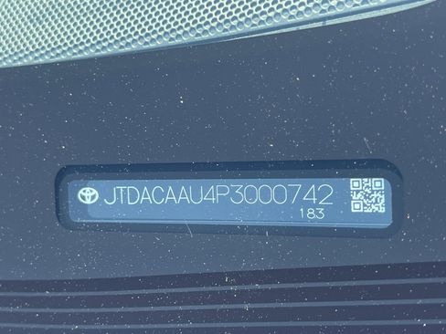 Used 2023 Toyota Prius XLE image 35