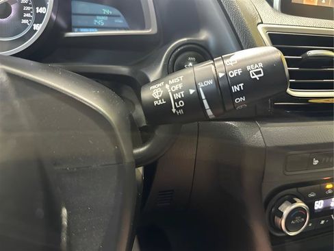 Used 2014 MAZDA MAZDA3 i Grand Touring FWD image 20