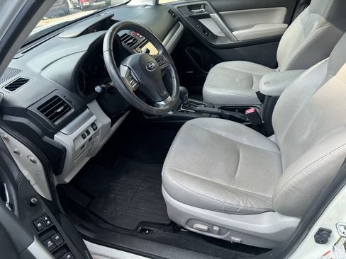 Used 2015 Subaru Forester 2.5i Touring w/ Eyesight & Navigation System AWD/4WD image 13
