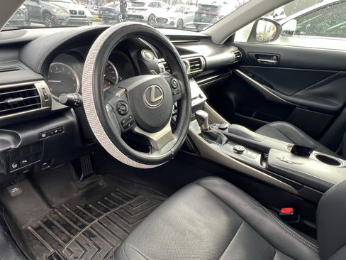 Used 2014 Lexus IS 350 image 17