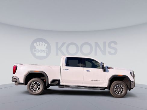 New 2026 GMC Sierra 2500 SLT w/ SLT Premium Package image 8