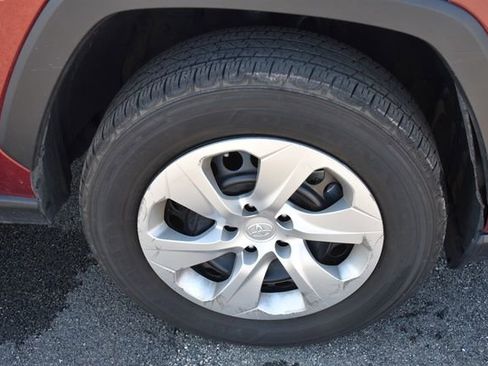 Used 2023 Toyota RAV4 LE image 11