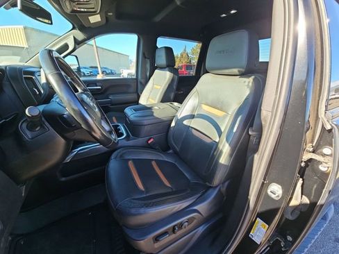 Used 2022 GMC Sierra 2500 AT4 w/ Gooseneck/5TH Wheel Package AWD/4WD image 14
