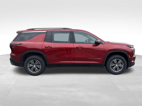 Used 2026 Chevrolet Traverse LT AWD/4WD image 7