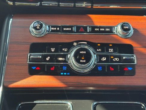 Used 2022 Lincoln Aviator Reserve w/ Equipment Group 201A image 21