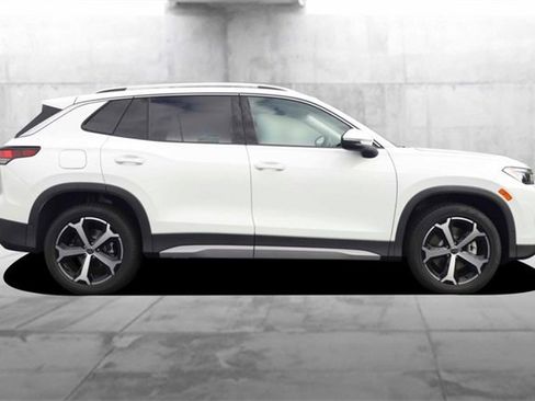 New 2025 Volkswagen Tiguan SE image 5