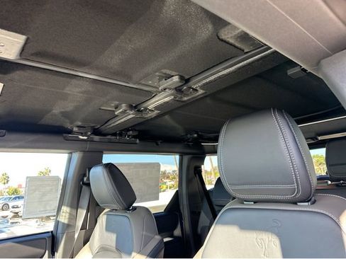 New 2025 Ford Bronco Outer Banks w/ Sasquatch Package image 15