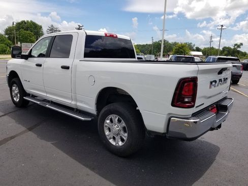 Certified 2025 RAM 2500 Big Horn AWD/4WD image 6