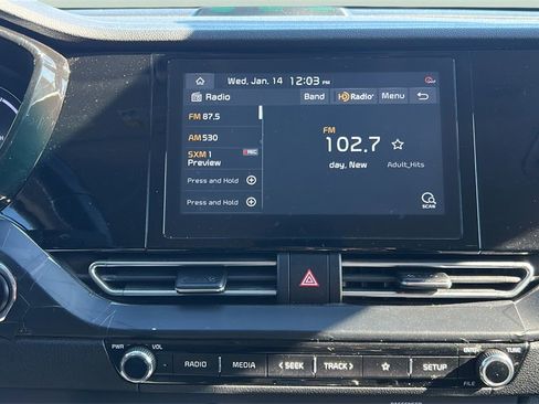 Used 2020 Kia Niro EX w/ Cold Weather Package image 28