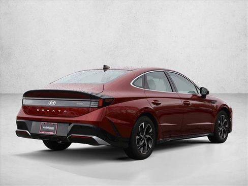 Certified 2025 Hyundai Sonata SEL FWD image 5