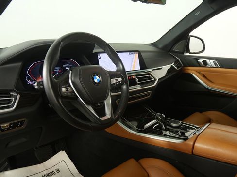 Used 2021 BMW X5 xDrive40i w/ Premium Package AWD/4WD image 12