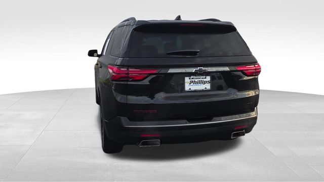 Certified 2023 Chevrolet Traverse Premier w/ Redline Edition AWD/4WD image 11