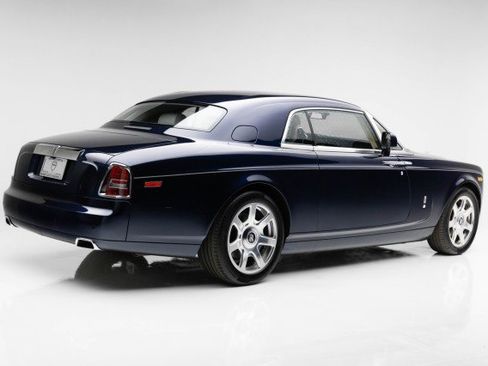 Used 2010 Rolls-Royce Phantom Coupe image 15