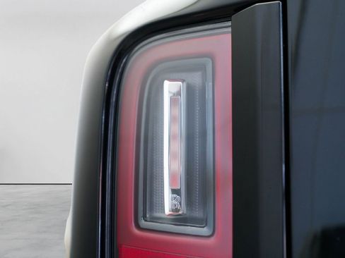 Certified 2025 Rolls-Royce Cullinan AWD/4WD image 53