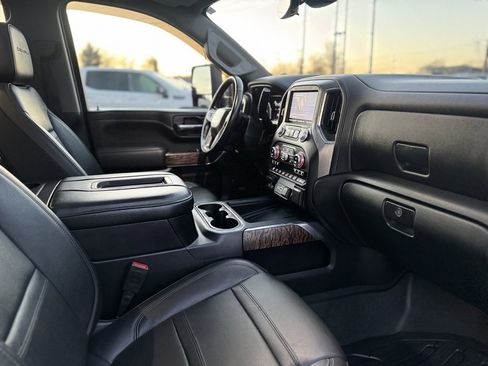 Used 2020 GMC Sierra 2500 Denali w/ Denali Ultimate Package image 10