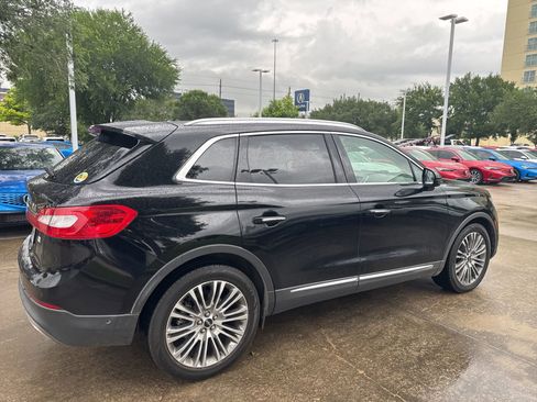 Used 2018 Lincoln MKX Reserve w/ Luxury Package FWD image 4