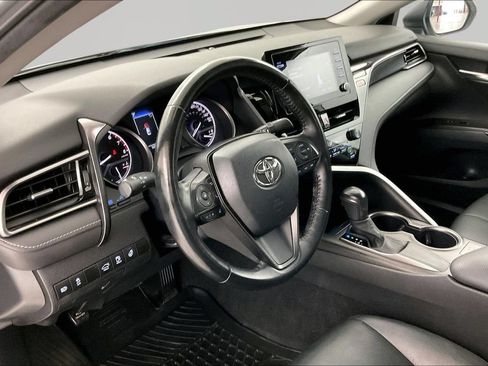 Used 2023 Toyota Camry SE FWD image 14