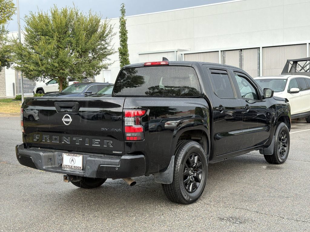 Used 2023 Nissan Frontier SV w/ Midnight Edition Package AWD/4WD image 3