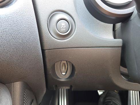 Used 2019 Nissan 370Z NISMO image 28