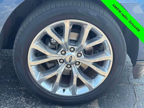 Used 2019 Ford Expedition Limited w/ Equipment Group 302A AWD/4WD image 38