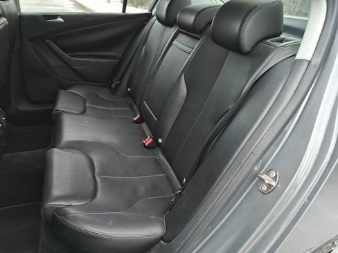 Used 2008 Volkswagen Passat Komfort image 12