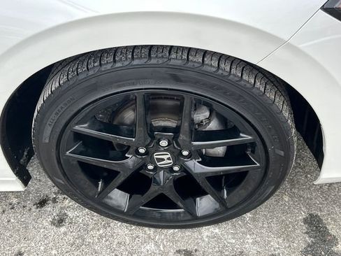 Used 2024 Honda Civic Sport image 7
