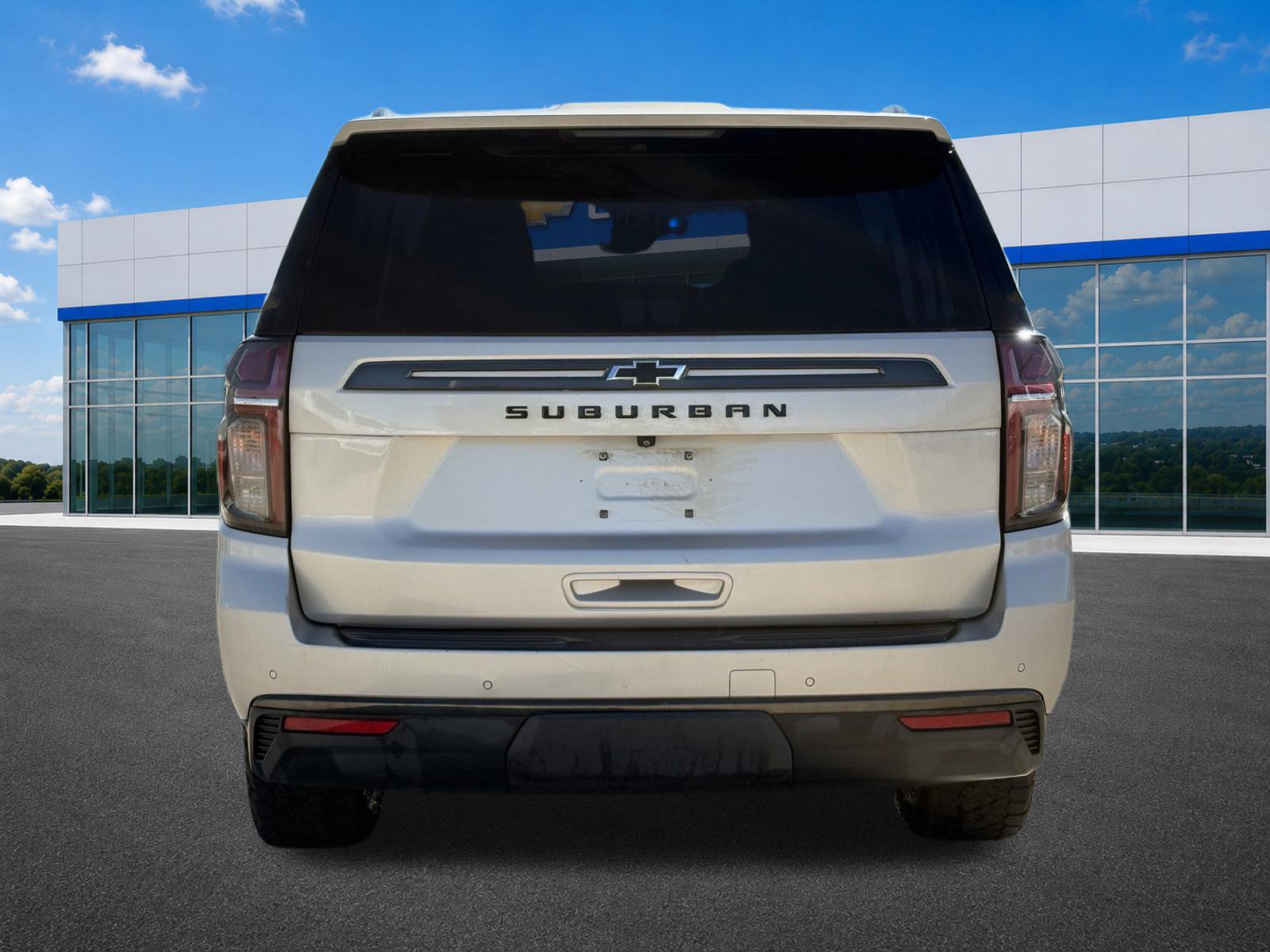 Used 2021 Chevrolet Suburban Z71 w/ Luxury Package AWD/4WD image 6