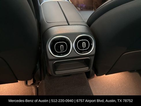 Certified 2025 Mercedes-Benz C 300 Sedan image 23