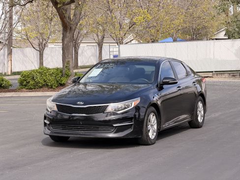 Used 2018 Kia Optima LX FWD image 9