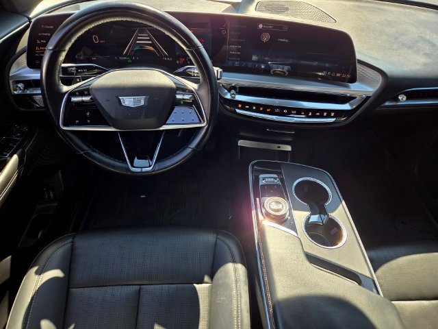 Used 2024 Cadillac Lyriq Luxury w/ LPO, Floor Liner Package RWD image 12