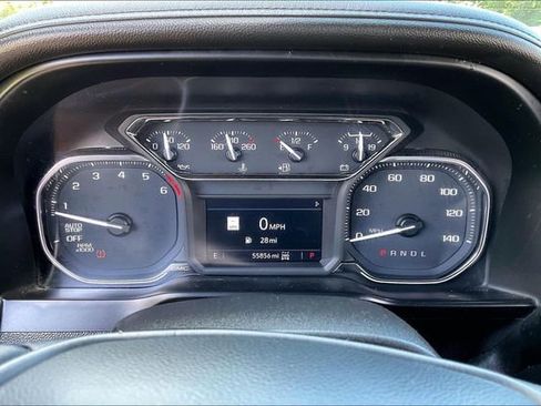 Used 2021 GMC Sierra 1500 AT4 w/ AT4 Premium Package AWD/4WD image 10