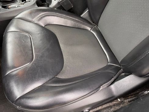 Used 2020 Jeep Cherokee Latitude Plus image 25