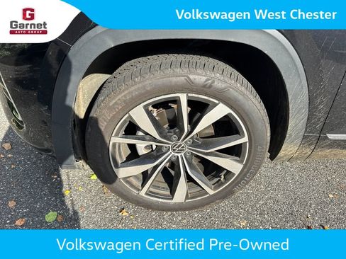 Used 2024 Volkswagen Atlas SEL Premium R-Line AWD/4WD image 16