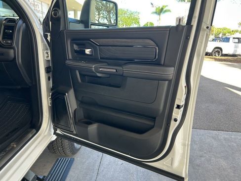 New 2026 RAM 2500 Limited image 33