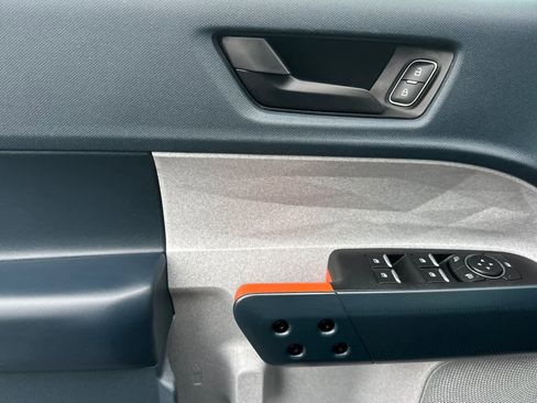 Certified 2022 Ford Maverick XLT w/ Equipment Group 300A Standard image 12