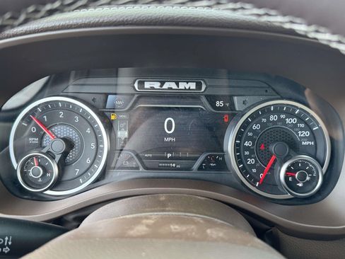 New 2026 RAM 1500 Laramie w/ Laramie Preferred Package AWD/4WD image 12