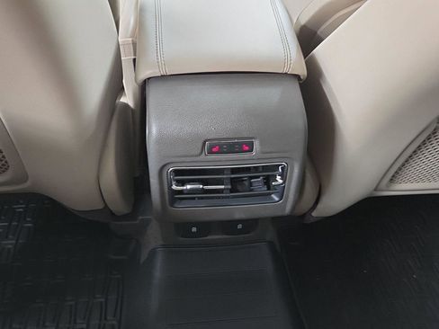 Used 2021 Lincoln Corsair Reserve w/ Equipment Group 201A image 14