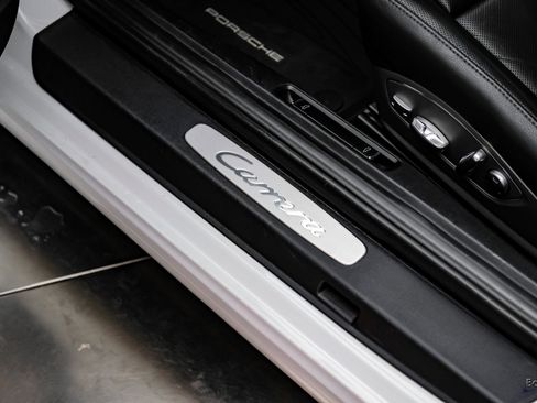 Used 2015 Porsche 911 Carrera image 33