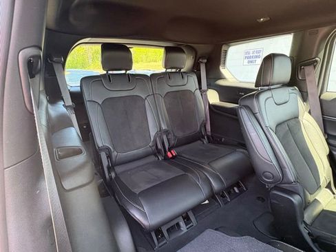 Used 2025 Jeep Grand Cherokee L Laredo AWD/4WD image 31