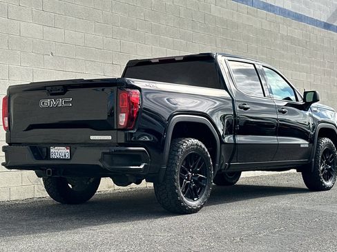 Used 2024 GMC Sierra 1500 Elevation AWD/4WD image 4
