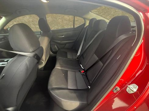 Used 2021 Nissan Sentra SV image 24