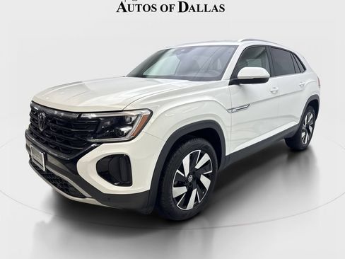 Used 2025 Volkswagen Atlas Cross Sport SE AWD/4WD image 2