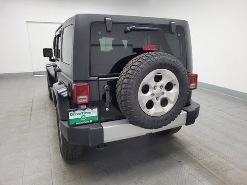 Used 2015 Jeep Wrangler Unlimited Sahara w/ Connectivity Group AWD/4WD image 6