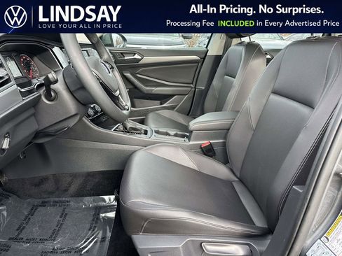 Used 2020 Volkswagen Jetta SE image 11