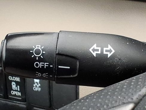 Used 2016 Honda Odyssey SE image 20