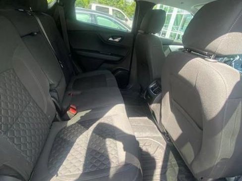 Used 2021 Chevrolet Blazer LT FWD image 5