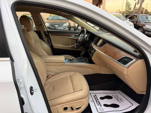 Used 2015 Hyundai Genesis 3.8 w/ Option Group 04 image 16